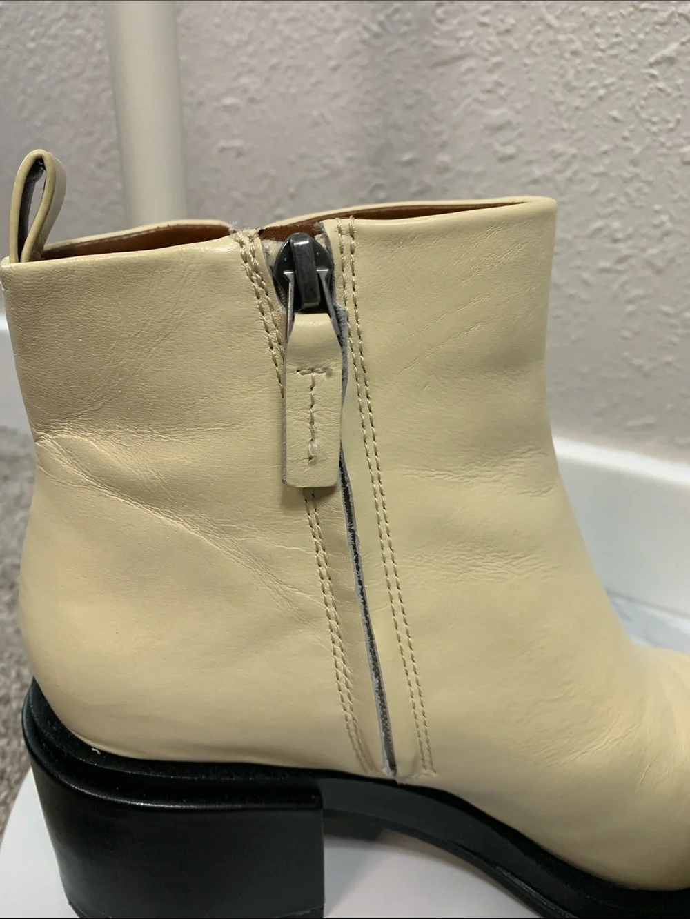 Franco Sarto cream leather